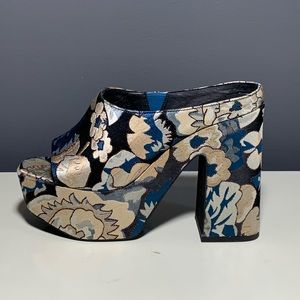 Jeffrey Campbell Luena Platform Sandal